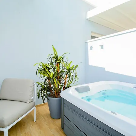 Prime Blue - Con Jacuzzi Privata Lejlighedshotel Riccione