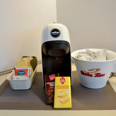 Prime Blue - Con Jacuzzi Privata アパートホテル リッチョーネ