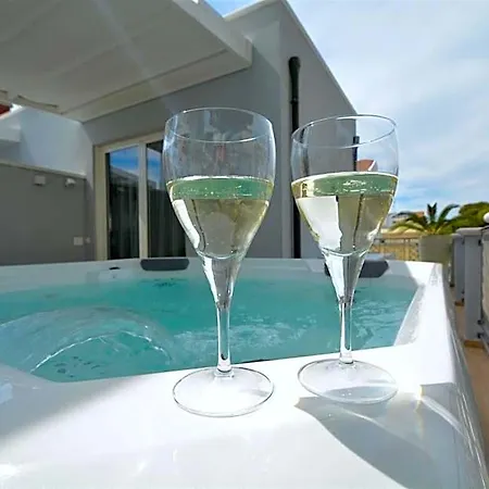 Aparthotel Prime Blue - Con Jacuzzi Privata
