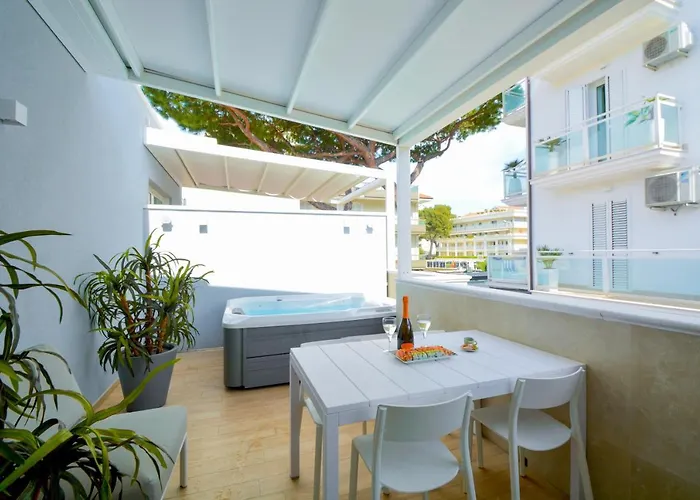 Prime Blue - Con Jacuzzi Privata Aparthotel