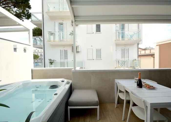 Prime Blue - Con Jacuzzi Privata